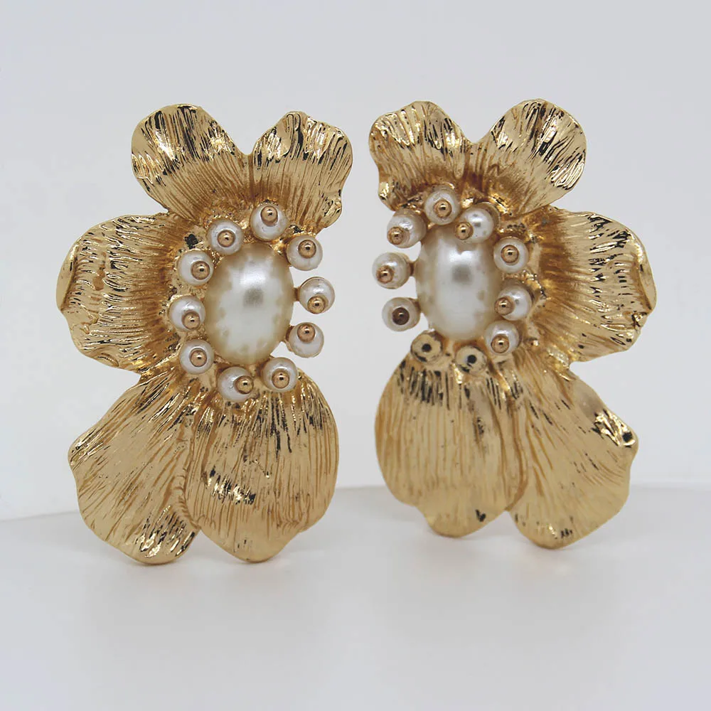 Женские винтажные серьги-гвоздики Watti с золотым цветком и металлическим модные