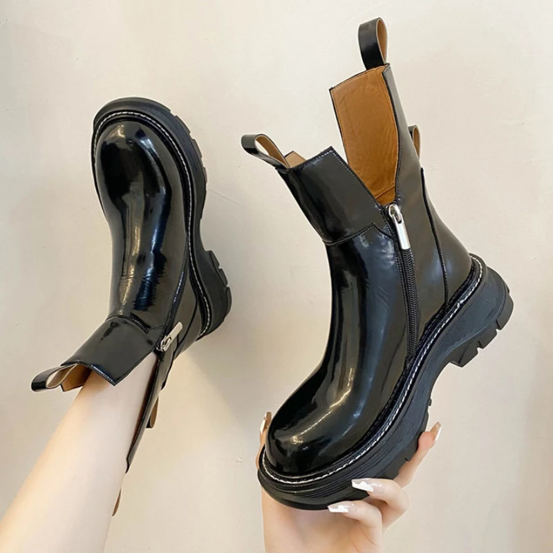 

Женские ботильоны из искусственной кожи на толстой подошве с V-образным вырезом