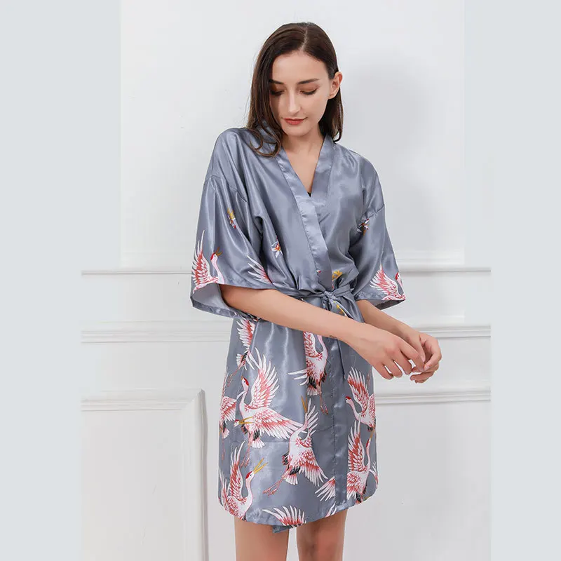 

Женская ночная рубашка Летний имитационный шелк, короткая пижама с принтом, женские банные халаты, Женская Сексуальная Домашняя одежда