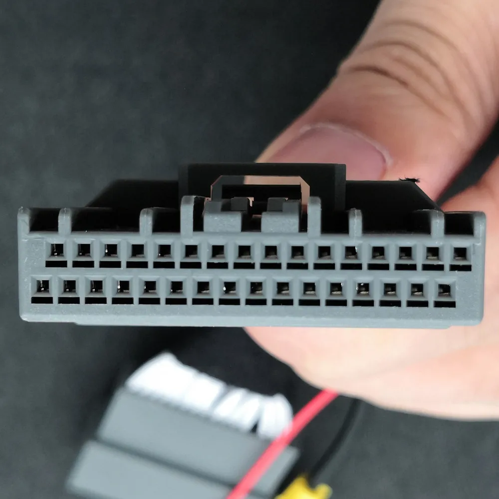 Оригинальный видеовход yifom 32pin переходник RCA для камеры заднего вида Кабель