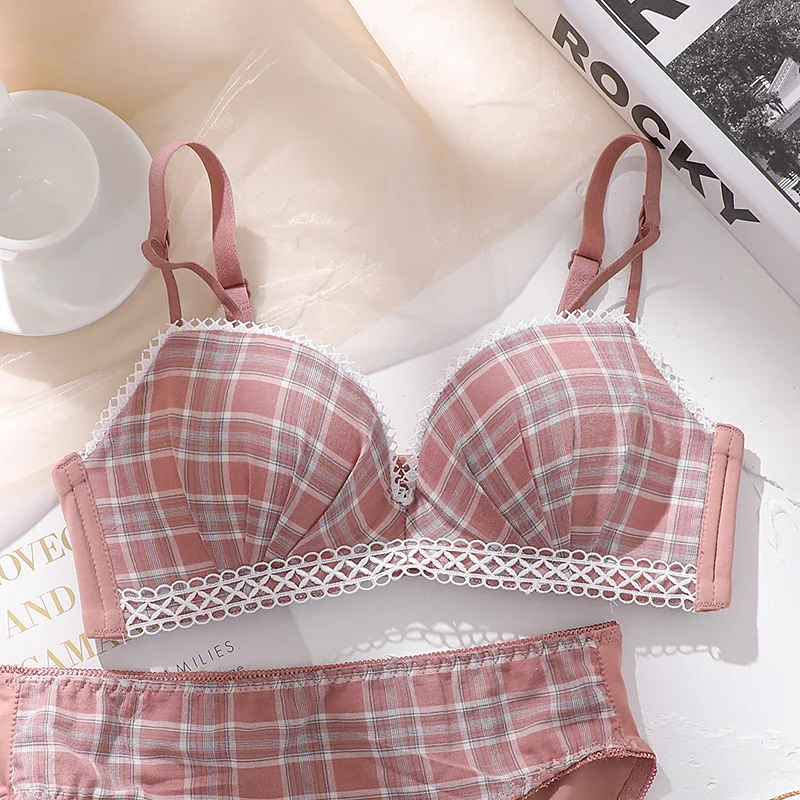 

Lan'e 2021 New Japanese Lattice Girl No Steel Ring Underwear Comfortable and Breathable Gather Latex Cotton Bra Single Piece