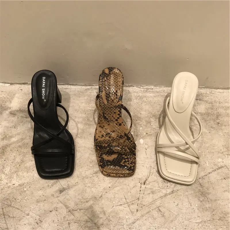 

Сандалии женские на высоком каблуке, летние белые туфли с квадратным носком, прозрачные шлепанцы с кристаллами, роскошные босоножки, 2021