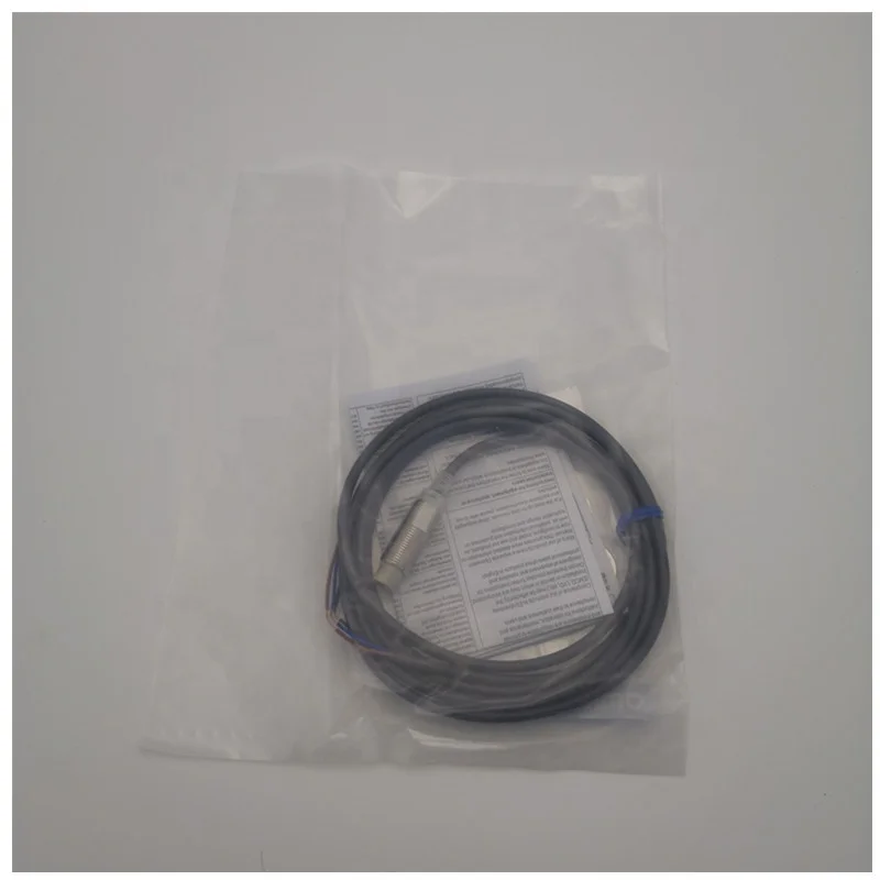 

OMRON E2E-X5ME1-Z PROXIMITY SENSOR