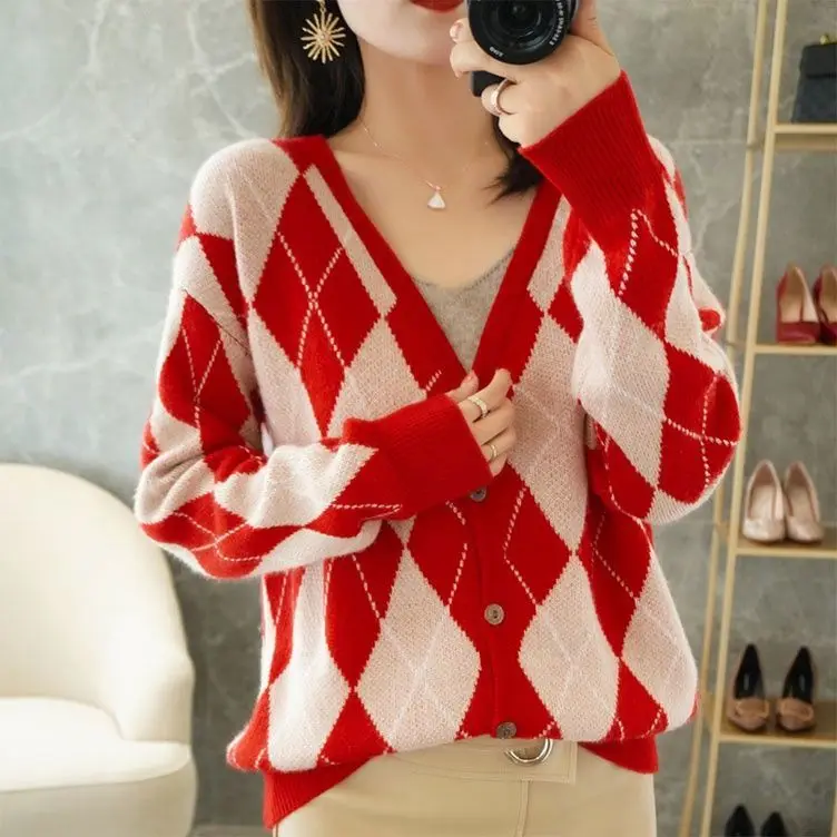 

Spring new Korean knitted V-neck cardigan loose women's sweater