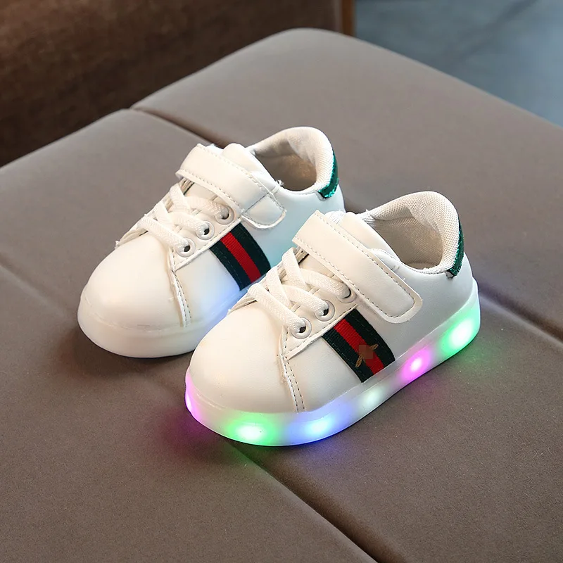 

Green Children Luminous Shoes Boys Girls Stripe Sport Running Shoes Baby Lights Shoes Casual Sneakers Toddler Kids LED Sneakers