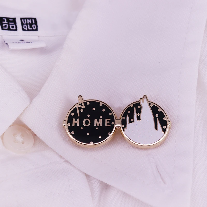 Всегда здесь чтобы приветствовать вас дома брошь Волшебные любовники блеск