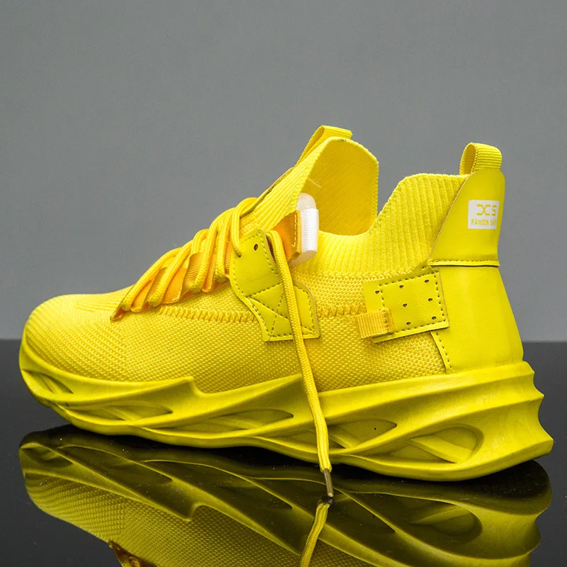 

Athletic Shoes for Men Sneakers Casual Breathable Man Shoe Thick Bottom Sportwear Korean Trend Mens Sneaker Flat Footwear