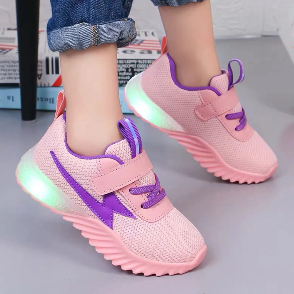 Детская обувь с подсветкой для малышей мальчиков светящиеся кроссовки
