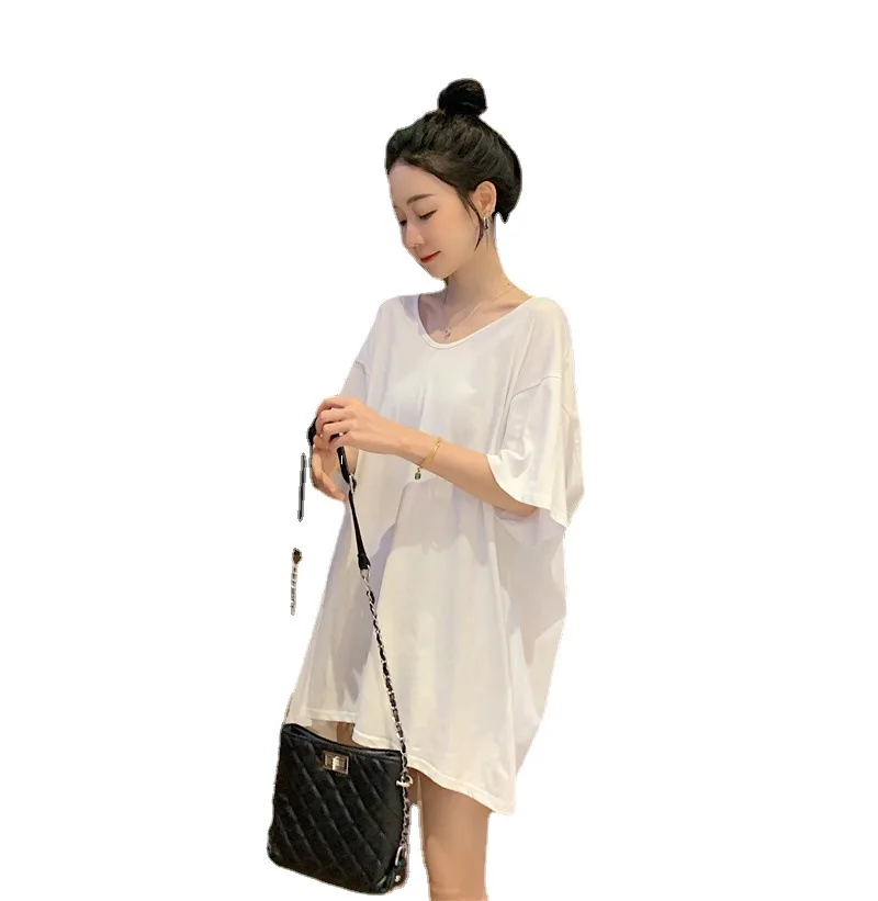 

2021 summer new women's wear South Korea's fashionable and versatile net red design sense open back large V-neck