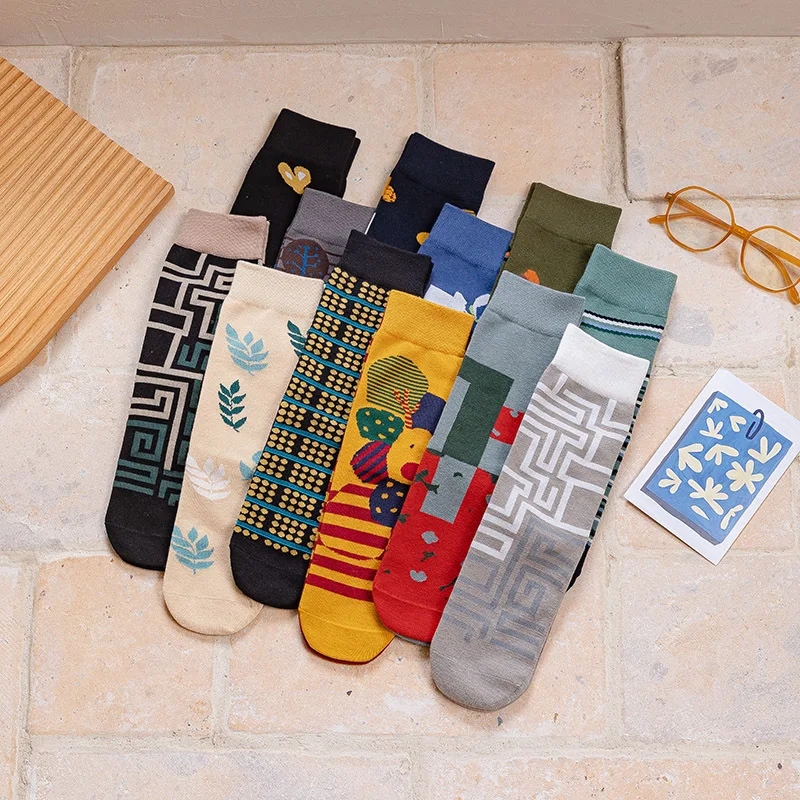 Women Socks 2022 New Fashion Cartoon Cotton Breathable Girls High Quality Asymmetry Long Socks Retro Korean Socks For Women