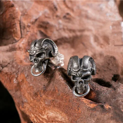 

Personality Demon Satan Ram Skull Stud Earrings Nordic Retro Viking Earrings Pirate Biker Jewelry for Men Women Party Earrings