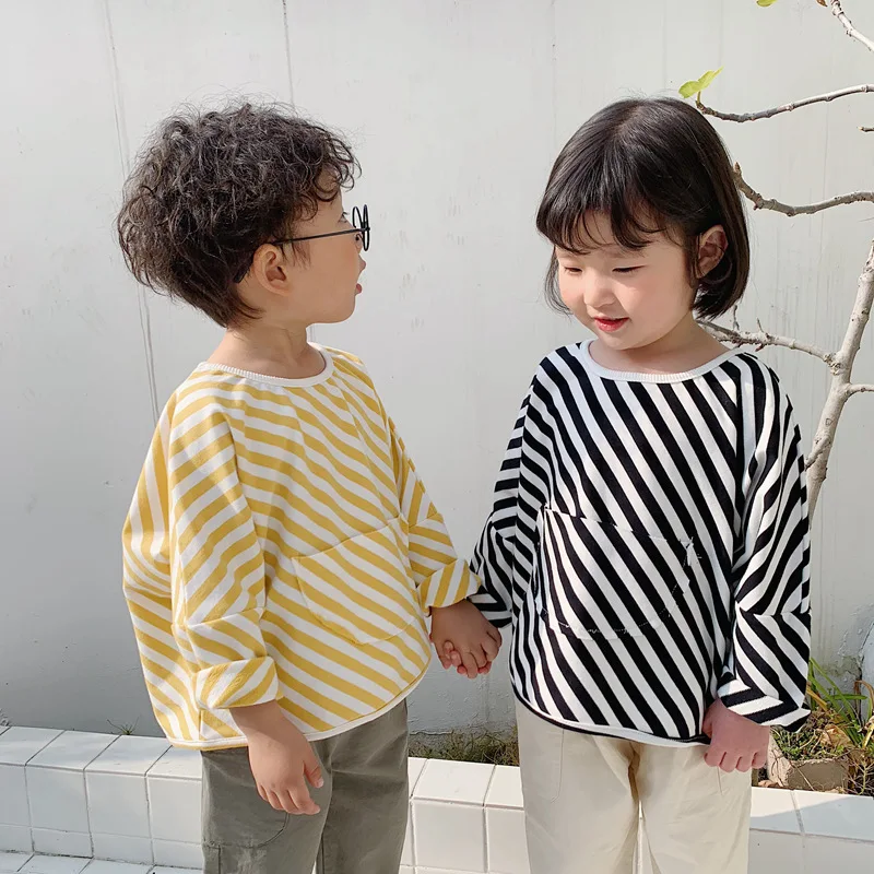 Повседневные полосатые футболки с большими карманами для мальчиков и девочек