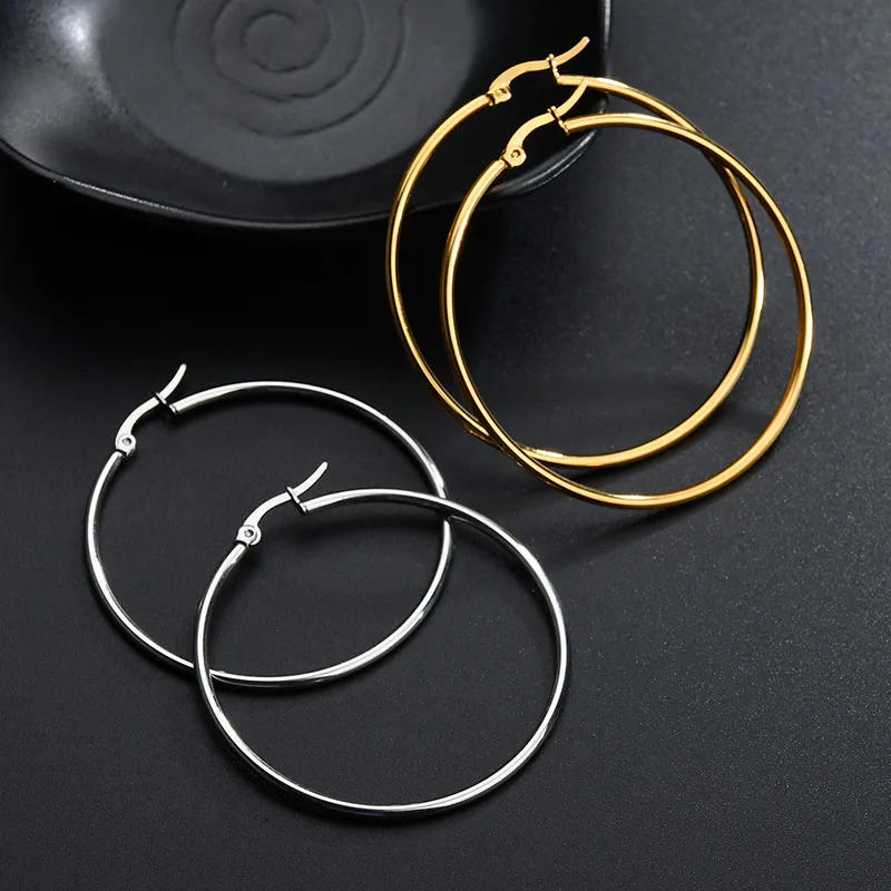 

Простые круглые серьги-кольца из нержавеющей стали для женщин, большие серьги в стиле панк, золотистый/серебристый цвет, круглые серьги для ...
