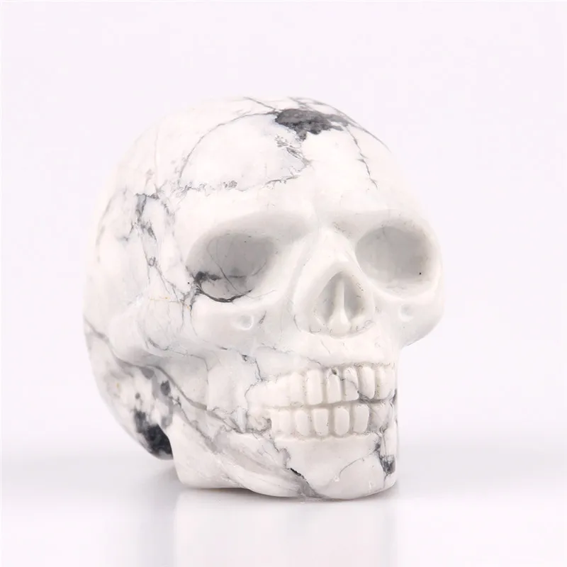 Фигурка чакры из натурального камня с резьбой в виде черепа пурпурный кристалл