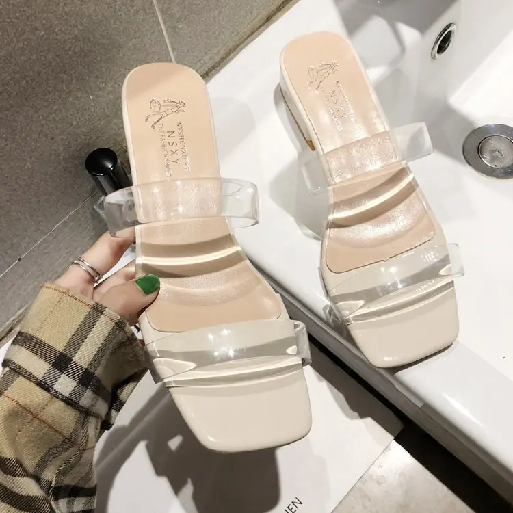 Сандалии женские на толстом каблуке простые пикантные туфли с кристаллами