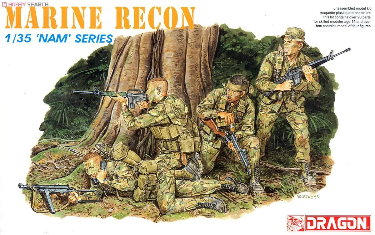 

DRAGON 3313 1:35 scale Marine Recon model