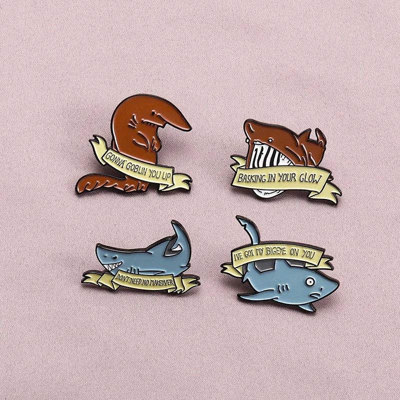 Кит Акула эмалированные булавки животное с забавным баннером нагрудные рубашка