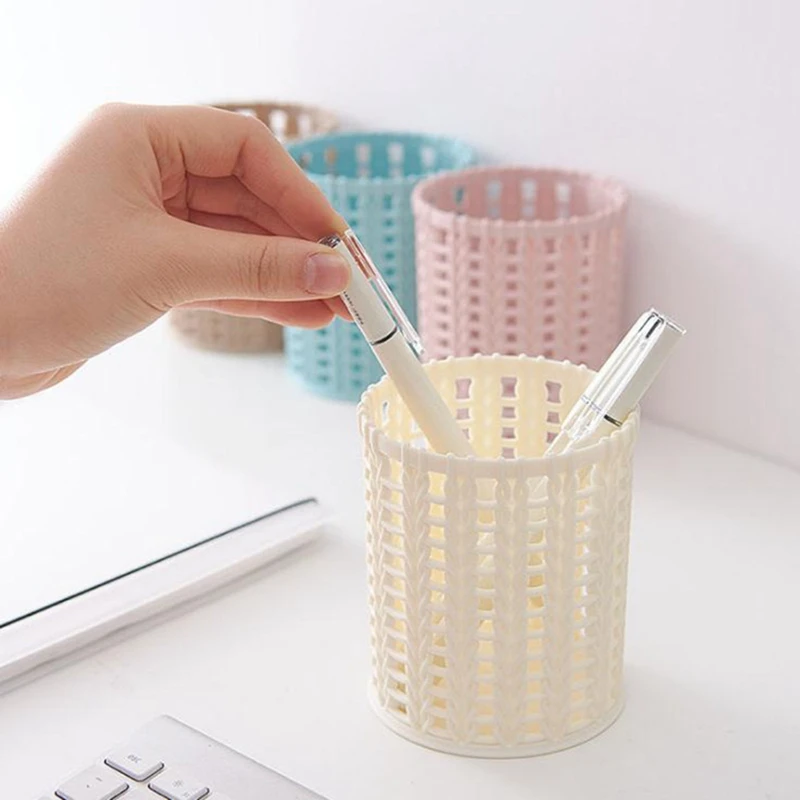 

Stationery Container Brush Pot Plastic Pencil Holder Pen Pot Creative Hollow Rattan Stationery Pen Holder Office School Pen Case