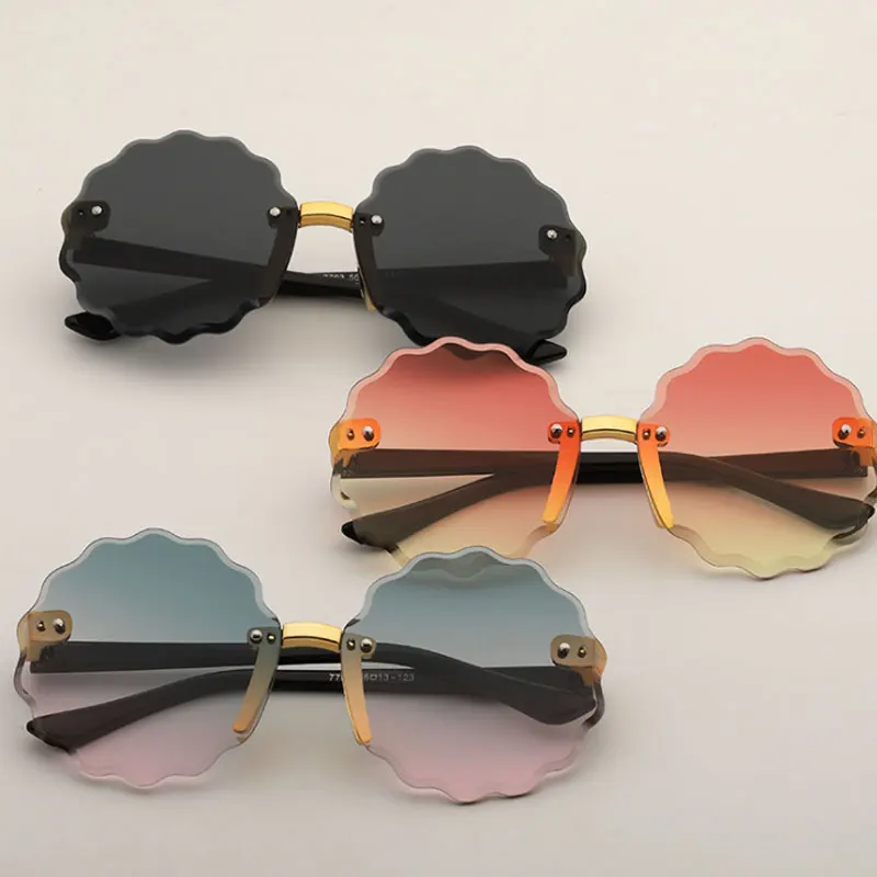 

Очки солнцезащитные градиентные для мальчиков и девочек, винтажные брендовые круглые зеркальные очки без оправы, большие размеры