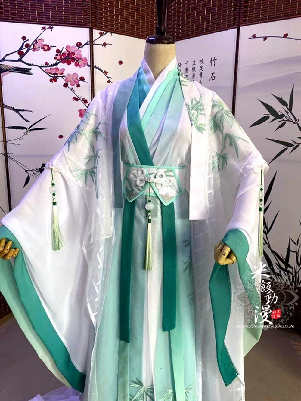 

Hot Anime Tian Guan Ci Fu Qi Rong ShenQingqiu feng shi Shi qingxuan Cosplay Costume for Costume Accessories Anime Replica Shows