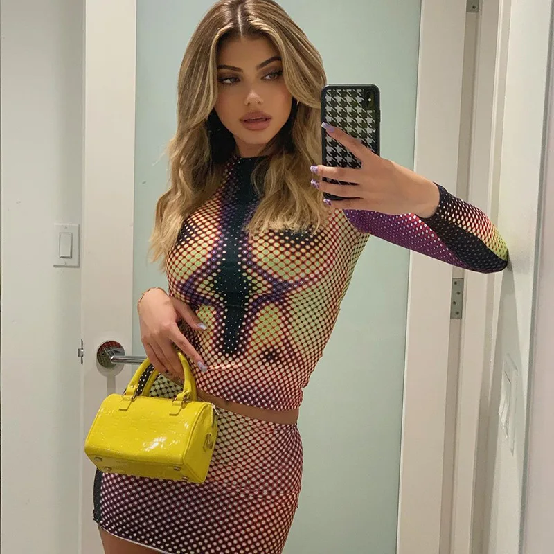 Женский облегающий костюм привлекательный пуловер с круглым вырезом и принтом