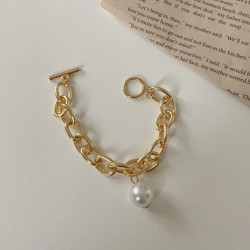 

European beauty bracelet Individuality Coarse pendant Daichinju hanging bracelet Hand bracelet Wholesale