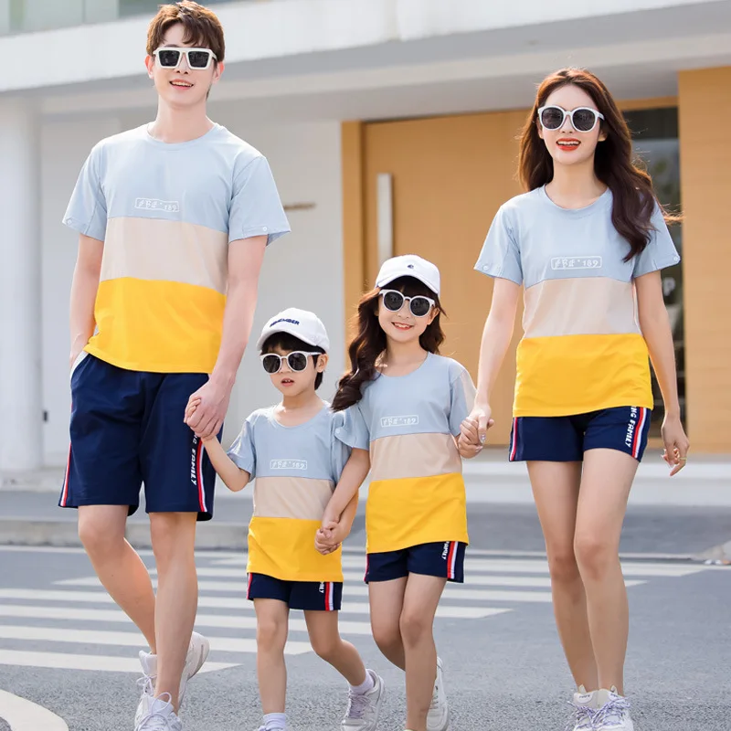 

OLEKID 2021 Summer Family Matching Clothes Mother And Daughter Father Son Outfits Boys Girls T-shirt Kid Shorts Short Sleeve Top