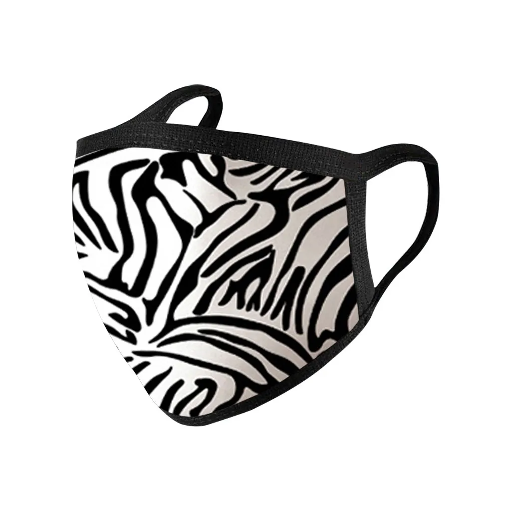 

1pcs Cartoon Children PM2.5 Mouth Mask Kids Protective Breathable Mask Mascarillas Mouth-Muffle Respirator Face Masks Z0820