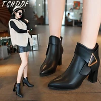 2022tghdof new laminated leather womens chelsea boots winter autumn black ankle boots womens platform square high heel boots