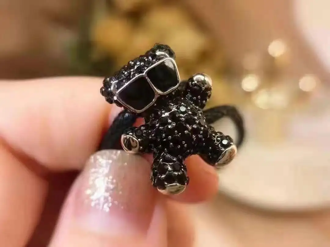 

2021 NEW SWA Fashion Jewelry Necklace Charms Sweet and Cool 3D Black Bear Necklace Fashion For Women Zinc Alloy Accessories