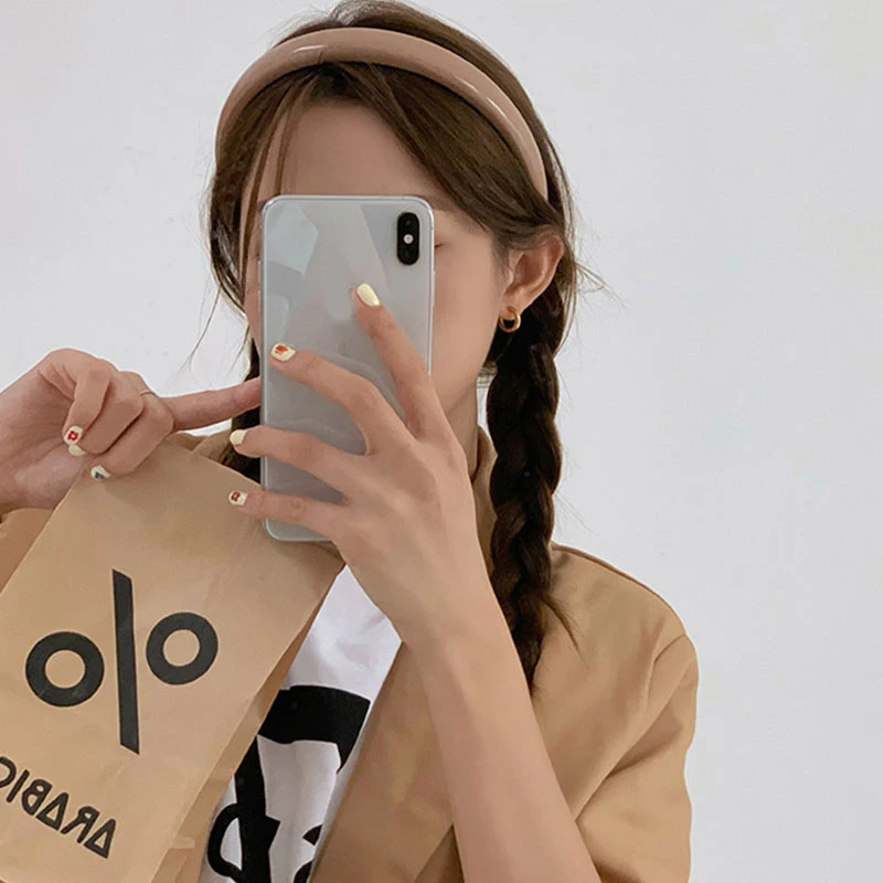 

Milk Tea Coffee Color Series Headband Korean Style Solid Color High-Grade Patent Leather Sponge Headband High Skull Top Hairpin