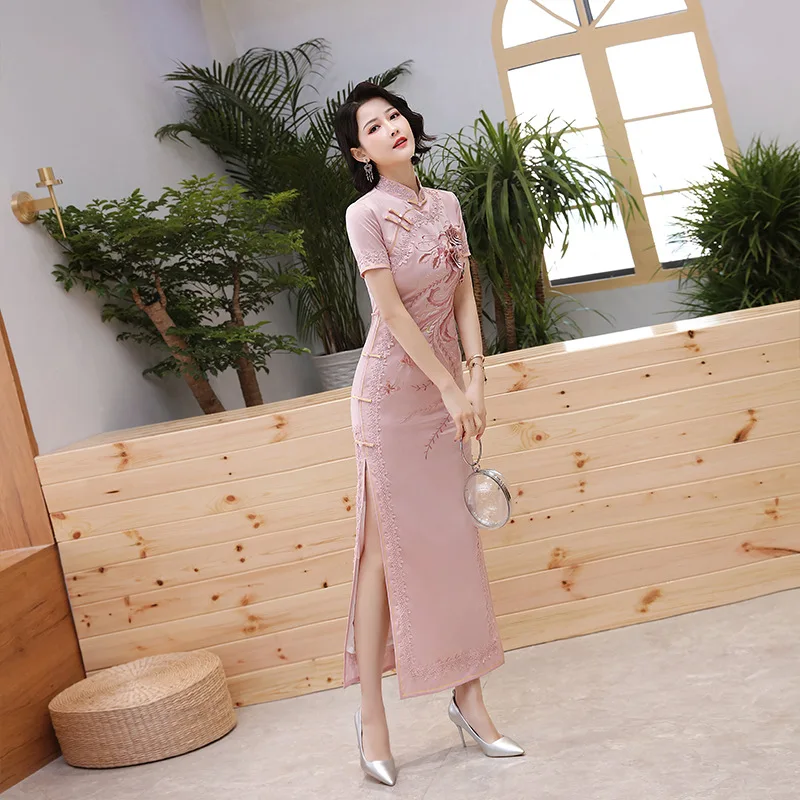 

Pink Embroidery Chinese Traditional Long Cheongsam Elegant Dress Plus Size 3XL Dresses For Women Qipao китайское платье
