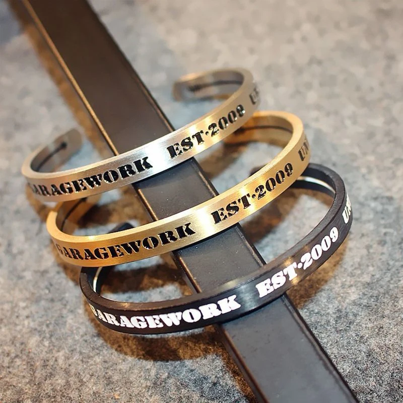 

EST.2009 Lettering Stainless Steel Positive Inspirational Round Cuff Bracelet Mantra Bangle for Lover Gifts