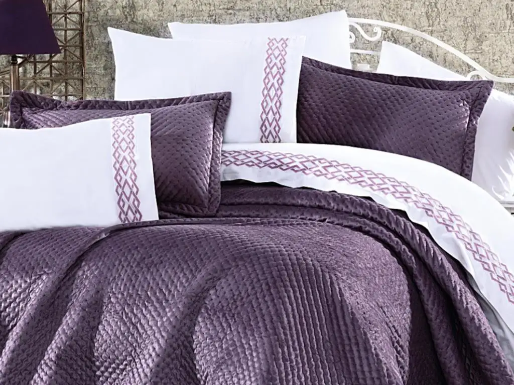 

Freeze Bridal Set 9 Piece Damson