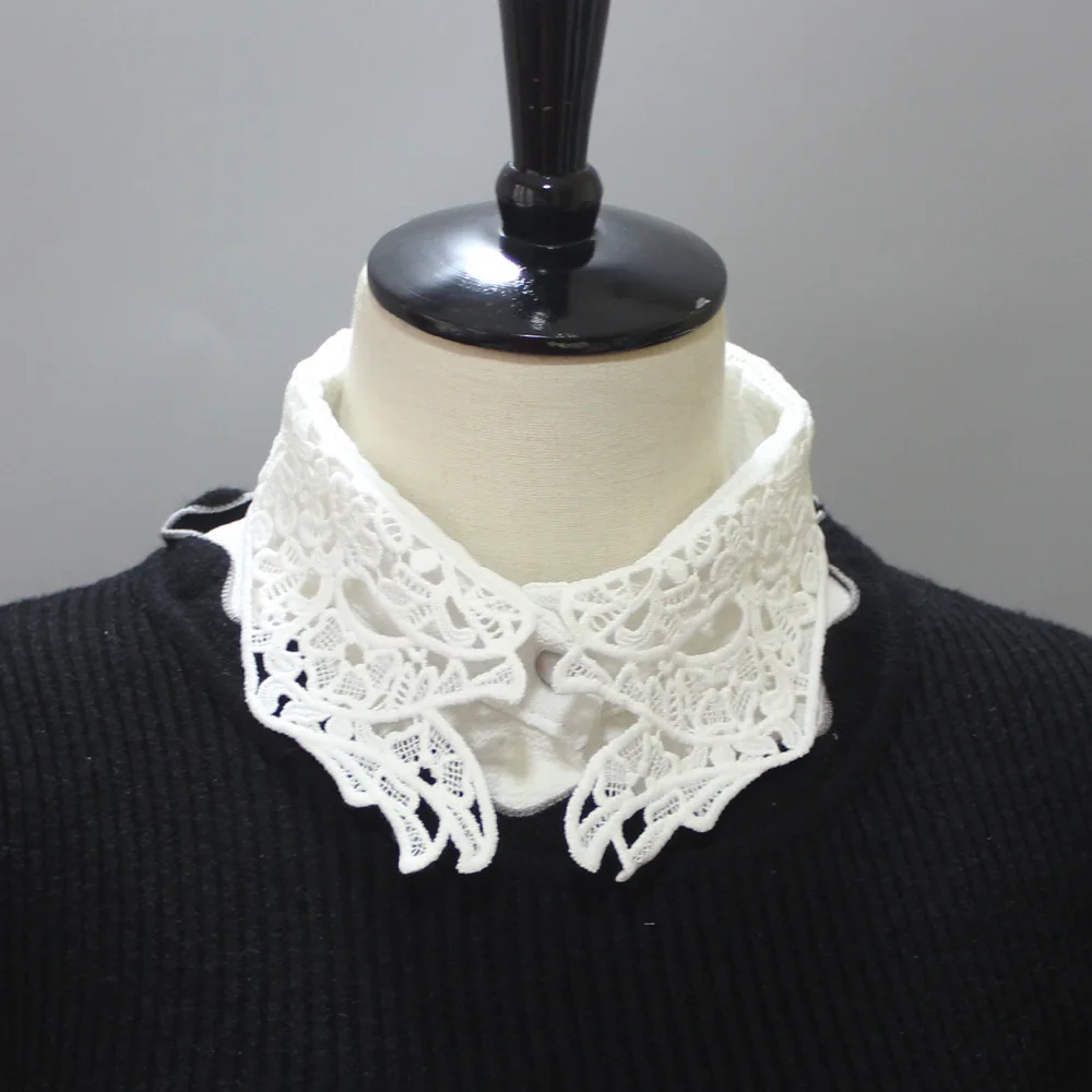 

Women Detachable Collar Shirt Fake Collars Decoration Ladies Lace Hollow Embroidered False Collar Necklaces Clothes Accessories