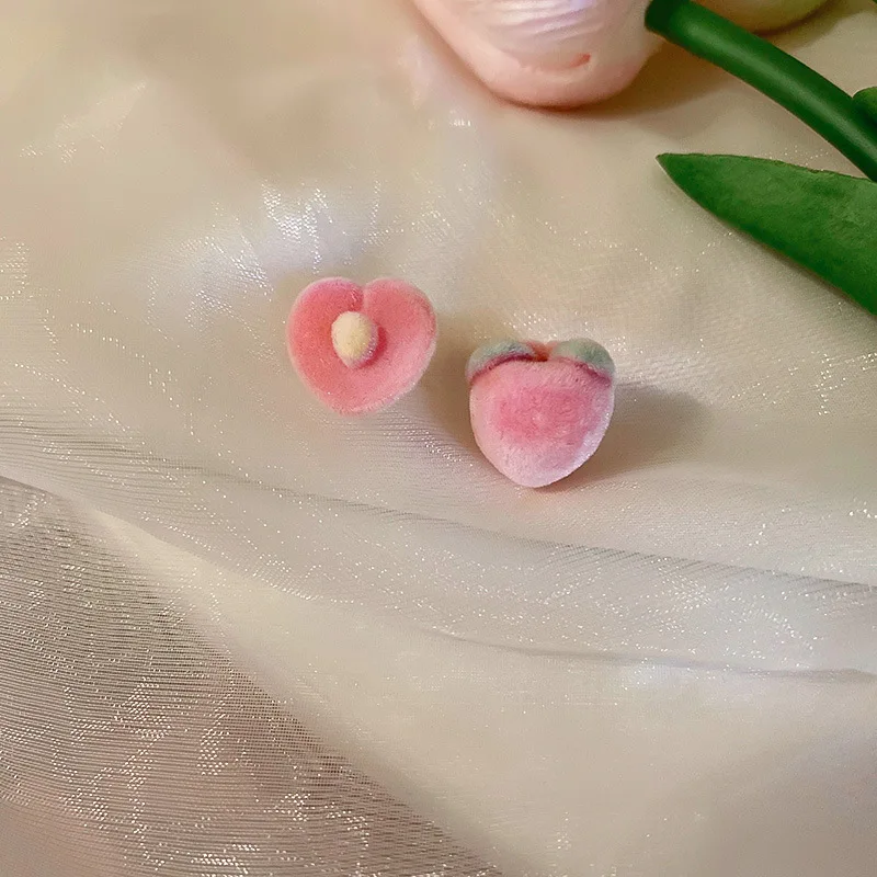 

LOVOACC Romantic Asymmetry Pink Color Honey Peach Dangle Earrings for Women Ladies Cute Arcylic Dangle Earring Accessories Gifts