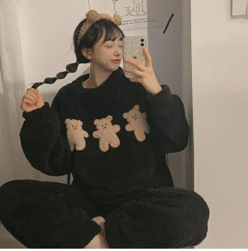 Long-sleeved Pajamas Women's Thickened Flannel Round Neck Suit Loose and Comfortable Cute Cartoon Home Service Pijamas Women