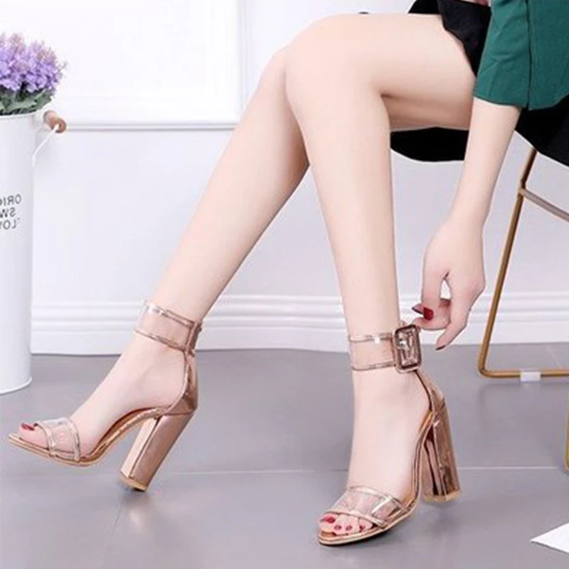 Сандалии женские прозрачные на высоком каблуке пикантные туфли с ремешком и