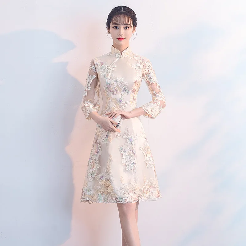

Chinese dress Embroidery Flower Women Traditional Bride qipao dress Wedding Dress Improved Cheongsam charming Slim Qipao