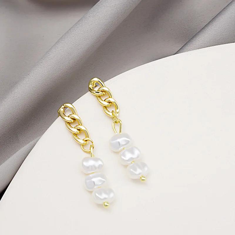 

Silver Needle earrings 2021 trend retro pearl chain Unusual earrings compact and versatile short chain earrings women