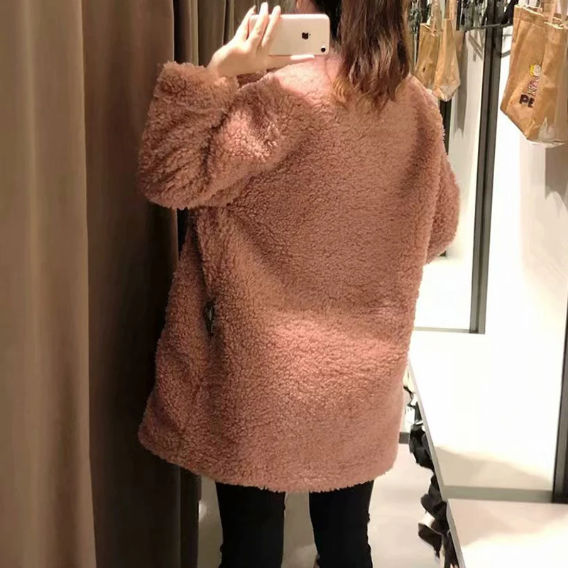 Женская длинная плюшевая куртка из искусственного меха с V образным