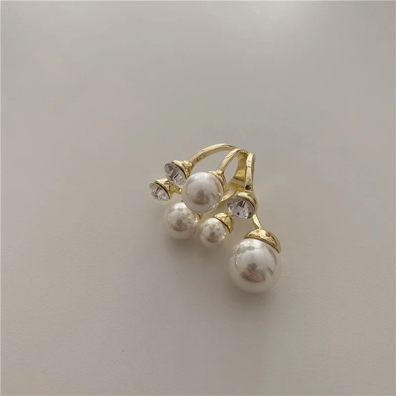 

Elegant Retro Oversize Multi Pearl Rings for Women Lady Shiny Crystal Rhinestone Irregular Charm Ring Korean Wedding Jewelry