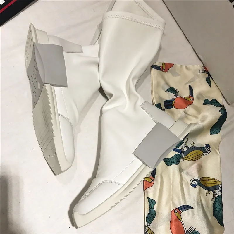 Уличные белые ботинки женские эластичные ботильоны в стиле панк из натуральной