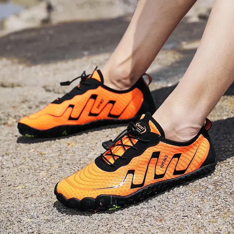 

New Men Women Summer Outdoor Wading Beach Shoes Swimming Surf Sea Slippers Quick-Dry Aqua Shoes Unisex Soft Foldable Water Shoes