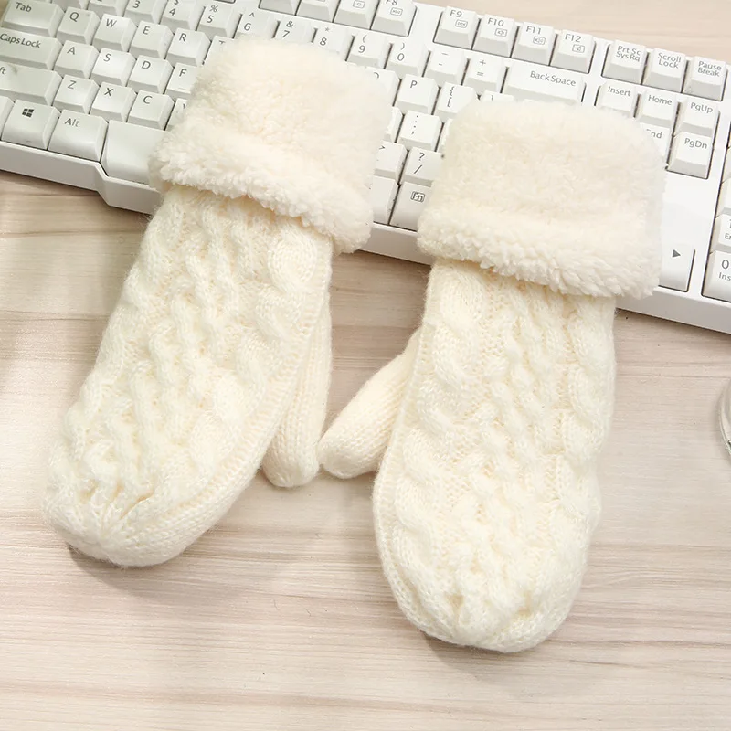 white Корейские модные крученые Варежки женские осенние и зимние толстые теплые вязаные шерстяные перчатки - Цвет: white