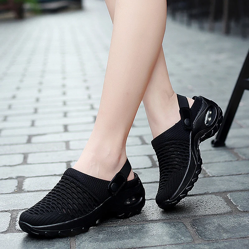 

2022 Women's Shoes Spring New Korean Version Mesh Breathable Sandals Ladies Comfortable Sporty Personalized Thick-soled Sandals