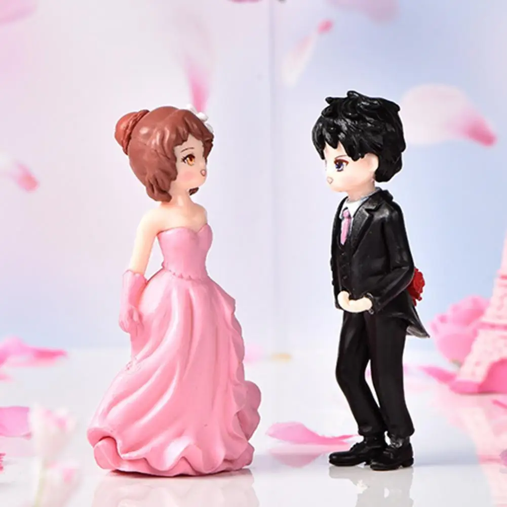 

Decorative Plastic Fairy Garden Lover Miniature Couple Dolls for Anniversary