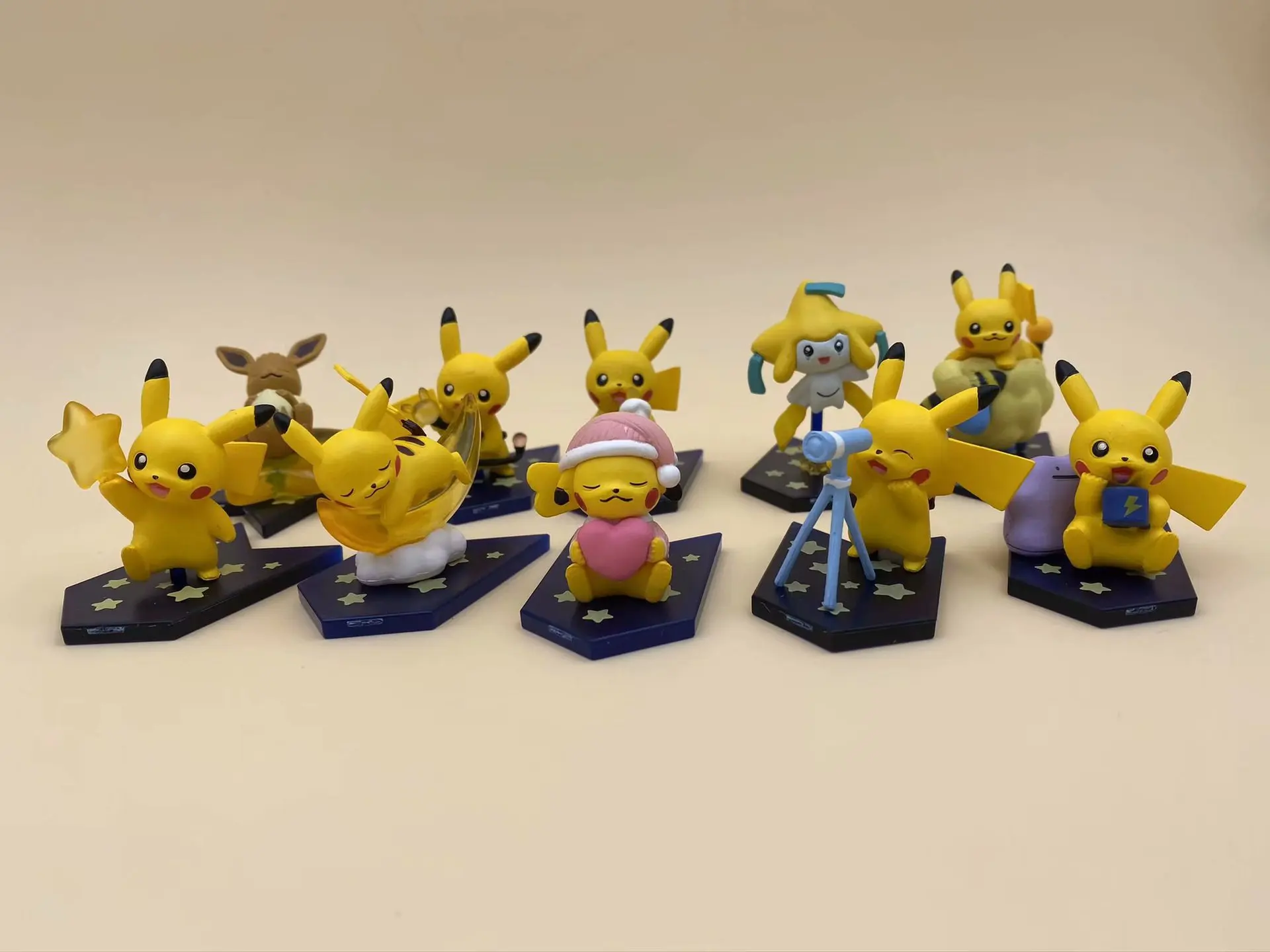 TAKARA TOMY Покемон 10 шт./компл. Пикачу версии 2-го поколения и движущиеся игрушечные