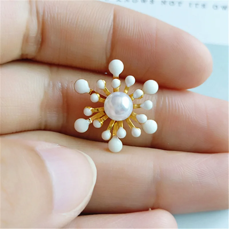 

10 pcs/lot Alloy Little Flower Metal Gold Pearls Rhinestone Buttons Ornaments Earrings Choker Hair DIY Jewelry Accessories