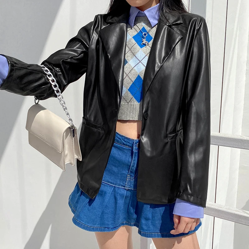 

Женская куртка из искусственной кожи, черная винтажная куртка в готическом стиле, с отложным воротником, в стиле 90-х, осень 2021